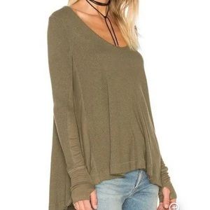 We The Free Women's Malibu Thermal Olive Green Scoop Neck Long Sleeve Shirt, M